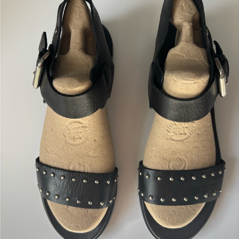 Pikolinos Black Leather Sandals Studded Strap Buckle Ankle Closure Size 39